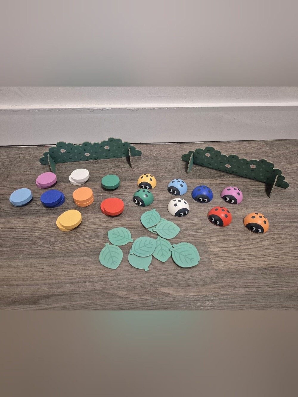Janod Kids Wooden Ladybug and Leaf Matching Toy Game Learning Resources